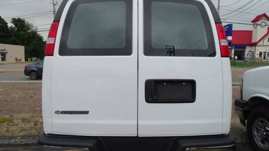 2021 chevrolet express 2500
