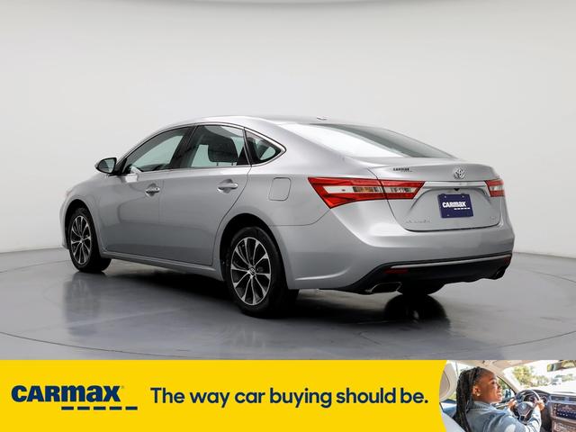 2018 toyota avalon xle