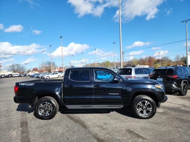2018 toyota tacoma trd sport