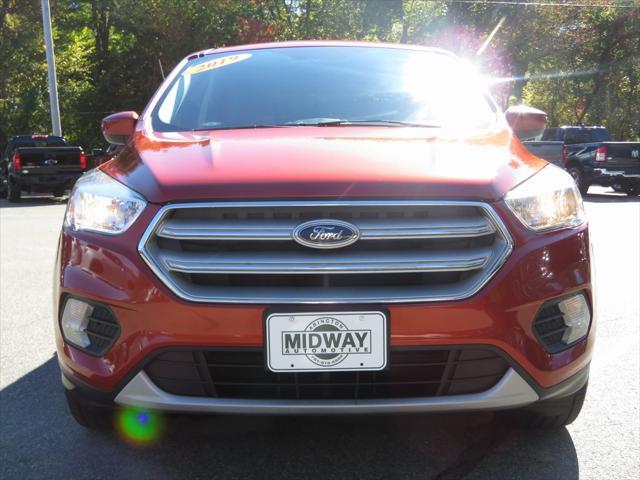 2019 ford escape se