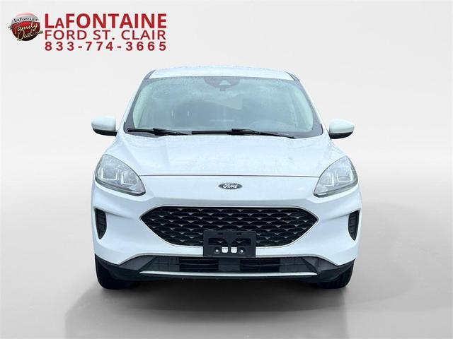 2020 ford escape se
