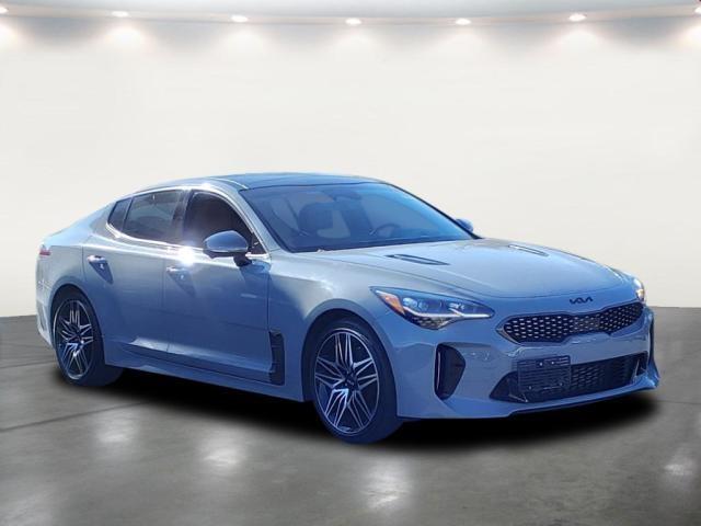 2022 kia stinger gt2