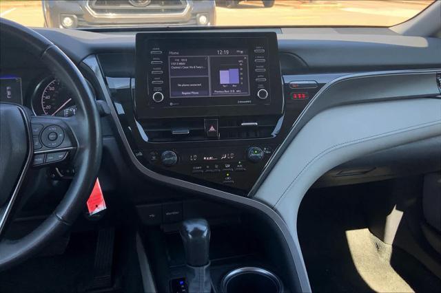 2023 toyota camry se