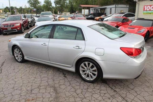 2011 toyota avalon limited