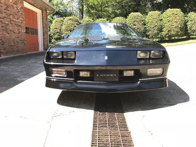 1986 chevrolet camaro iroc z28 original and clean!!!!!