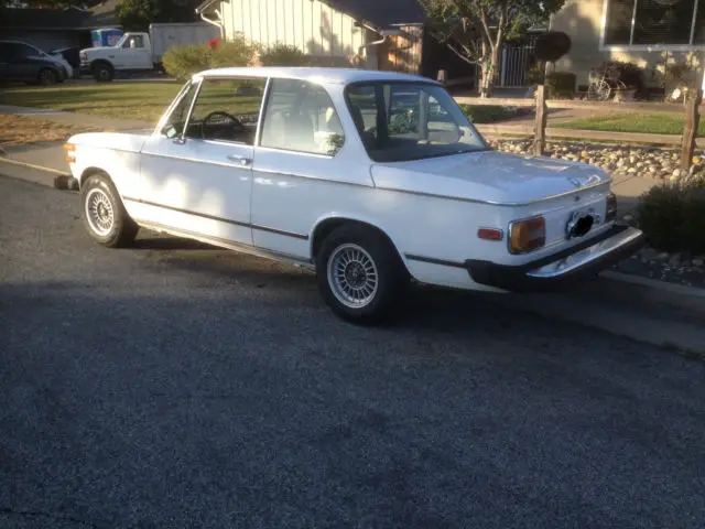 1975 bmw 2002 base