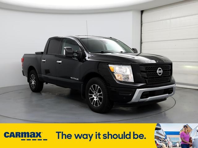 2021 nissan titan sv