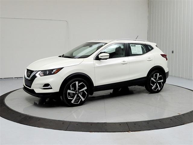 2022 nissan rogue sport sl