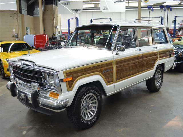 1988 jeep grand wagoneer 72613 miles white suv 8 cylinder engine 5.9l/360 autom