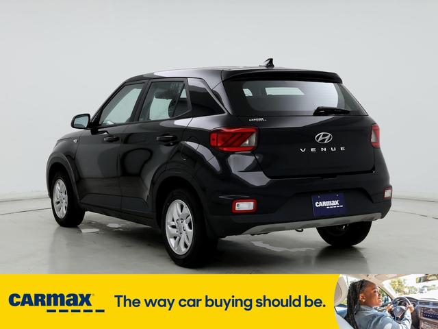 2022 hyundai venue se