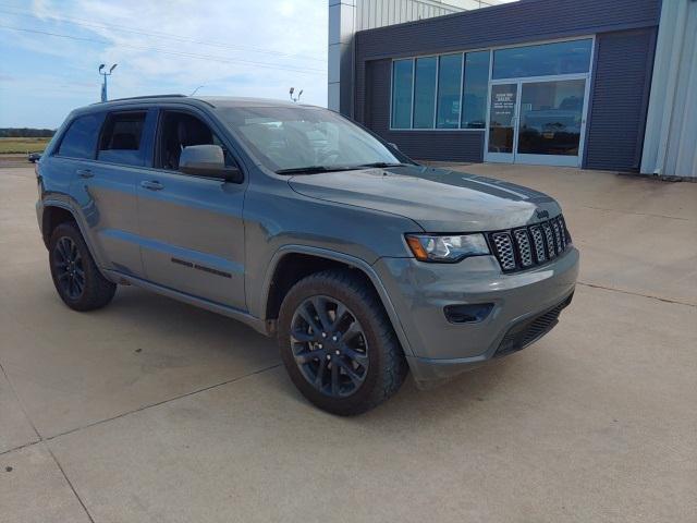 2021 jeep grand cherokee laredo