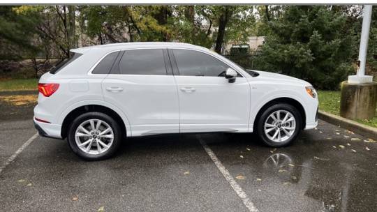 2021 audi q3 s line premium