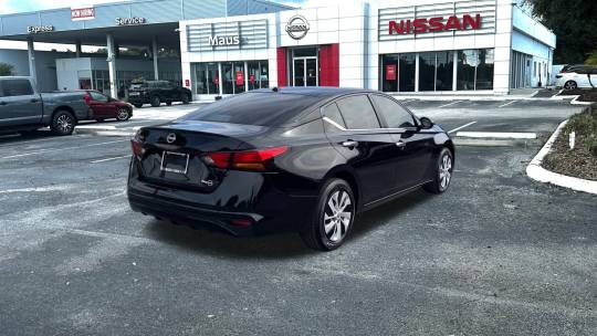 2025 Nissan Altima
