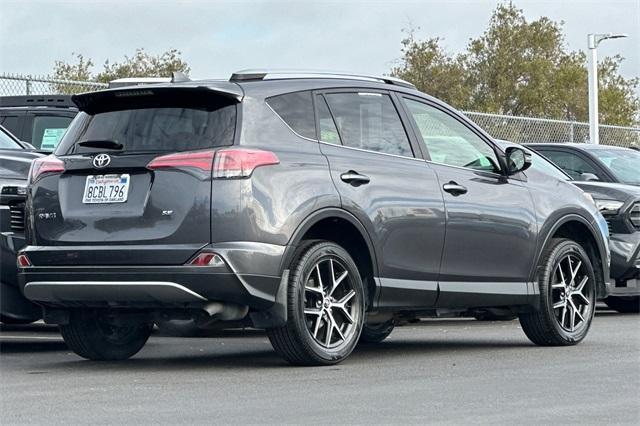 2018 toyota rav4 se