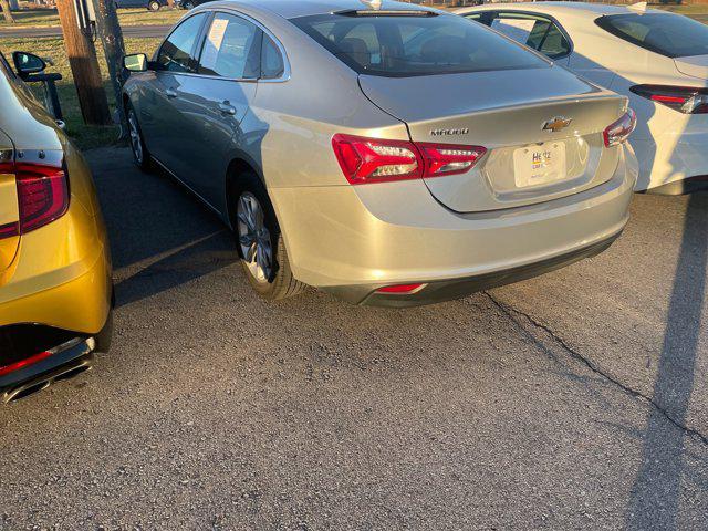 2022 chevrolet malibu fwd lt
