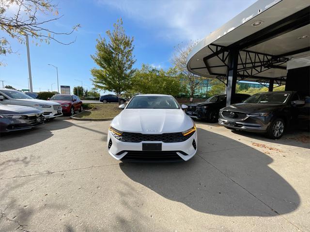 2022 kia k5 lx
