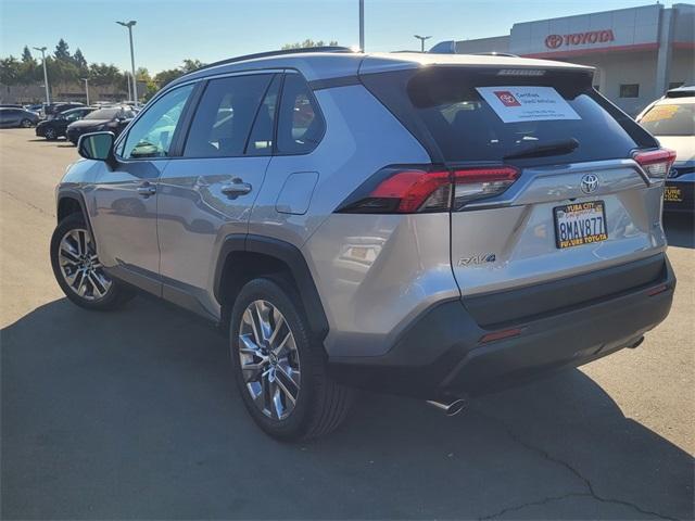2019 toyota rav4 xle premium