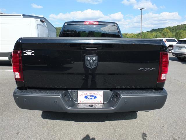 2022 ram 1500 classic warlock quad cab 4x4 6'4' box