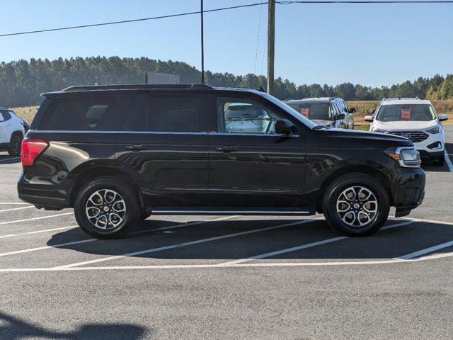 2022 ford expedition xlt