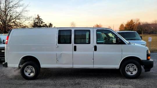 2018 chevrolet express 2500