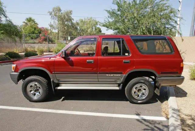 1990 toyota hilux surf - turbo diesel - 4x4 - 5-speed manual - low miles