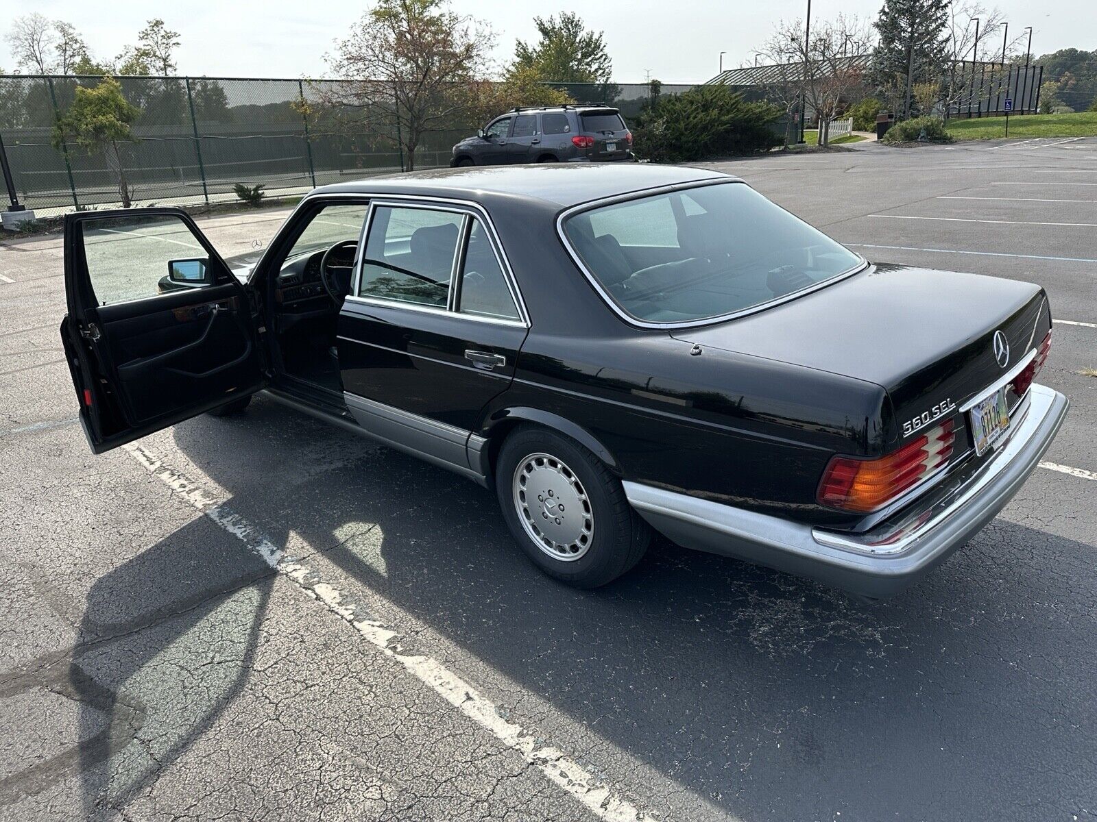 1987 mercedes-benz s-class 560 sel