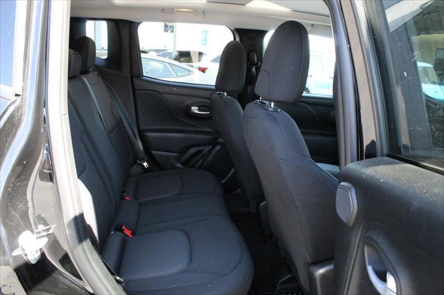 2023 jeep renegade latitude