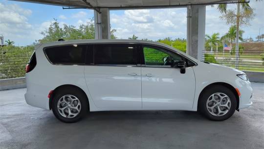 2024 Chrysler Pacifica