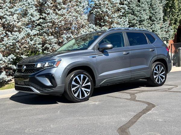 2022 volkswagen taos in milwaukee, wisconsin