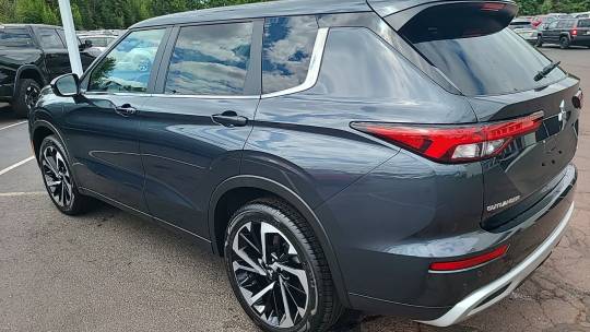 2024 Mitsubishi Outlander