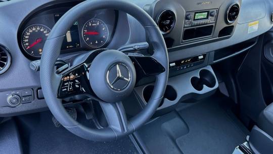 2025 Mercedes-Benz Sprinter