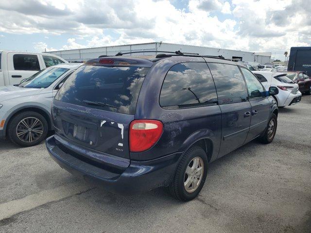 2005 dodge grand caravan sxt