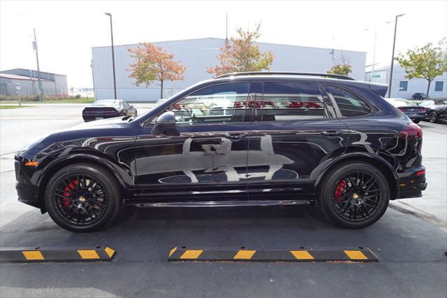 2016 porsche cayenne gts