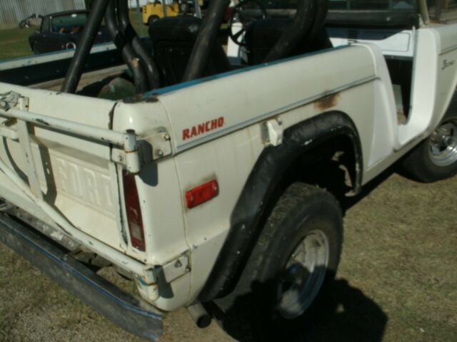 1970 roadster ,302, manual transmission with power-steering