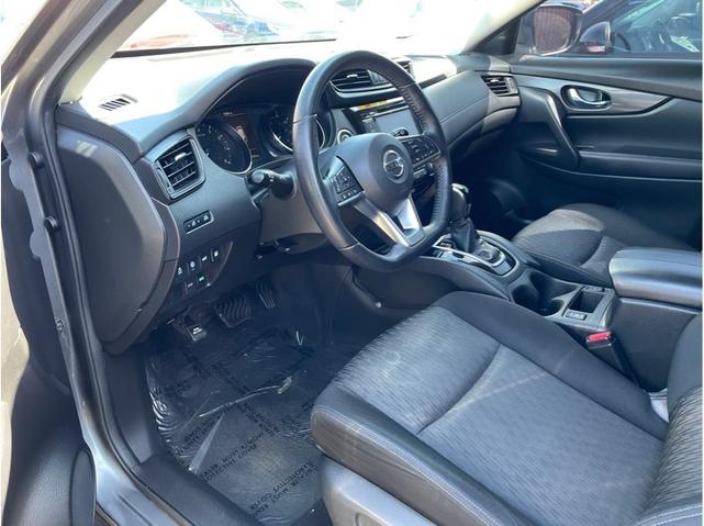 2019 nissan rogue sv
