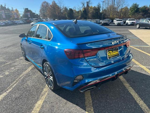 2022 kia forte gt