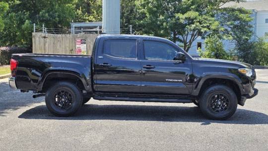 2020 Toyota Tacoma trd sport crew cab