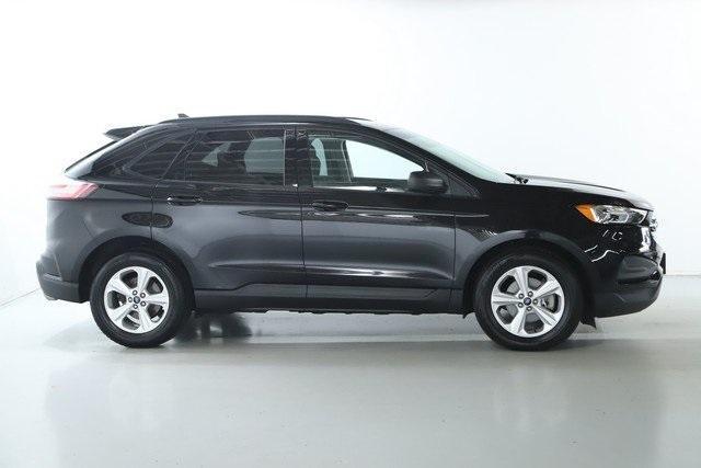 2020 ford edge se