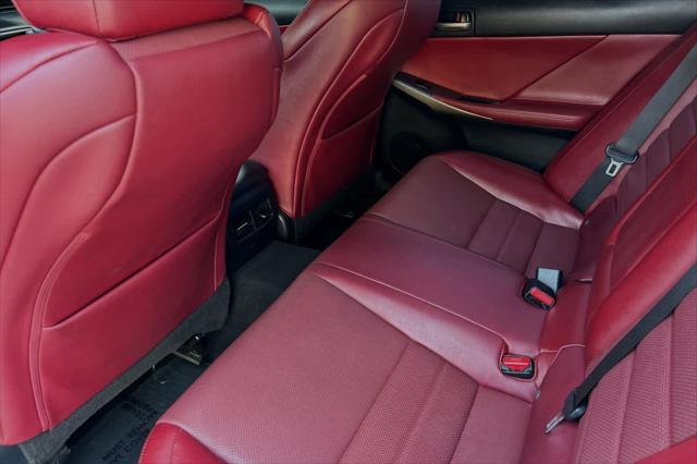2018 lexus is 300 base