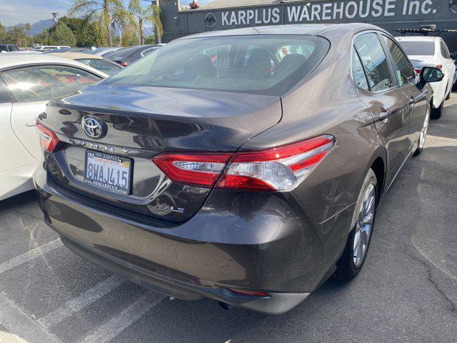 2018 toyota camry le