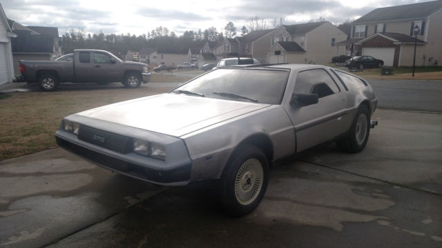 1981 delorean dmc-12 w/chevy 4.3 v6 runs and drives new interior no reserve look