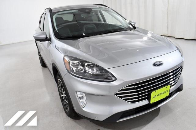 2022 ford escape phev titanium
