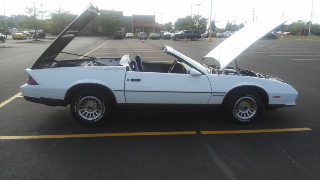 1983 chevrolet camaro berlinetta roadster convertible 5.0l