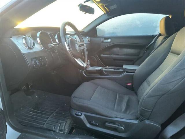 2009 ford mustang premium