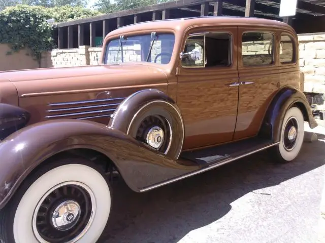1935 buick sedan 4 door