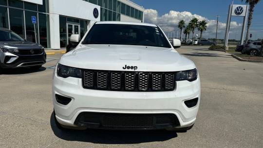 2022 Jeep Grand Cherokee laredo x