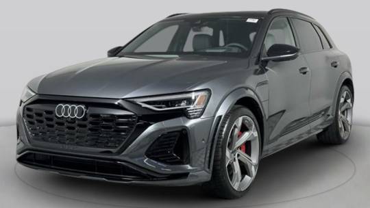 2024 Audi SQ8