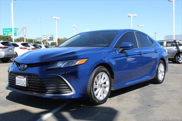 2023 toyota camry le