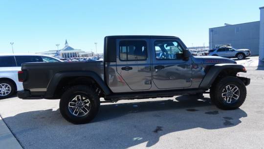 2024 Jeep Gladiator
