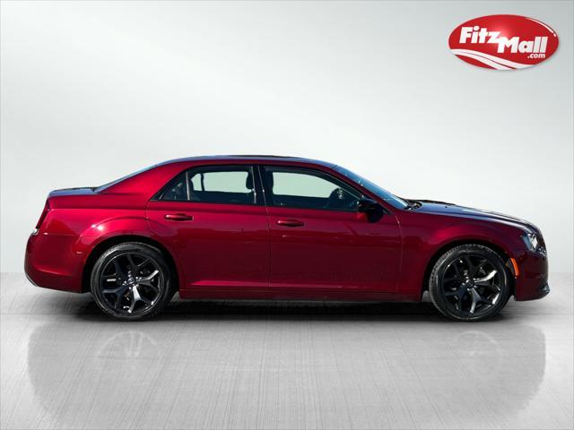 2020 chrysler 300 touring